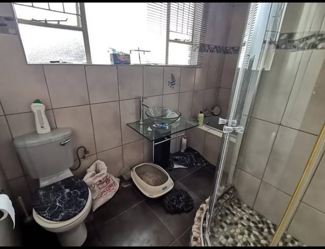 3 BEDROOM HOUSE FOR SALE IN VANDERBIJLPARK SW 2